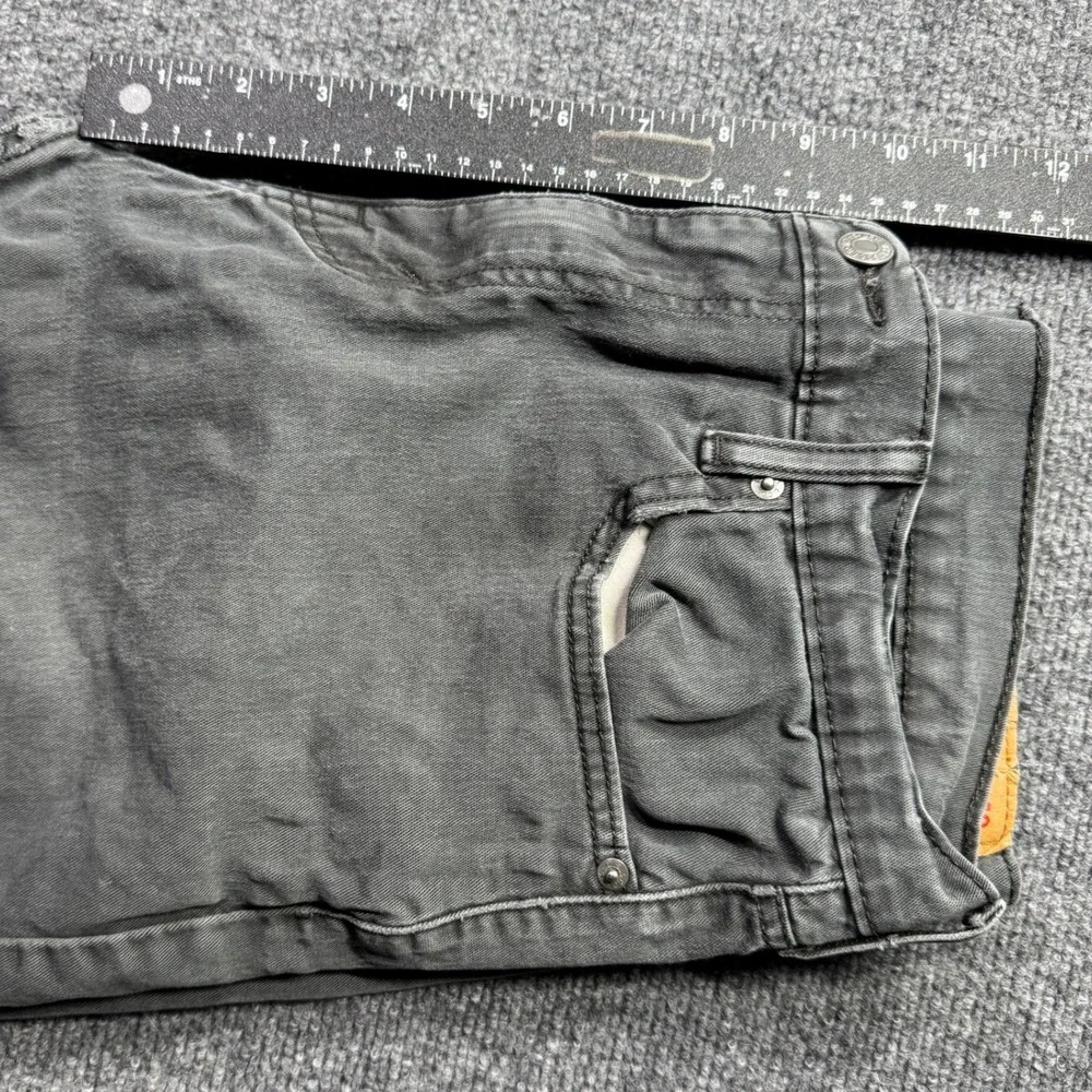 Levi Strauss 502 Taper Fit Mens 33x30 Gray‎ Distressed Workwear Denim Jeans
